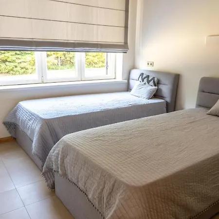 3 Kambariu Seimos Apartamentai Su Terasa Kunigiskiu Gatveje Apartman