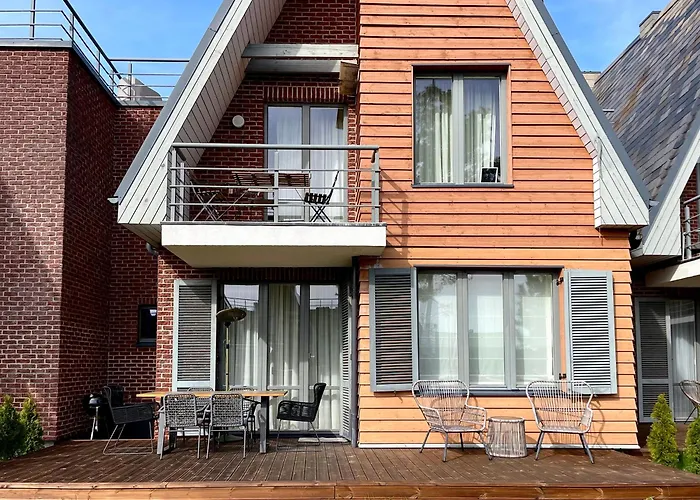 Appartement 3 Kambariu Seimos Apartamentai Su Terasa Kunigiskiu Gatveje Palanga